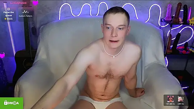 playoliver online show from April 14, 3:17 pm