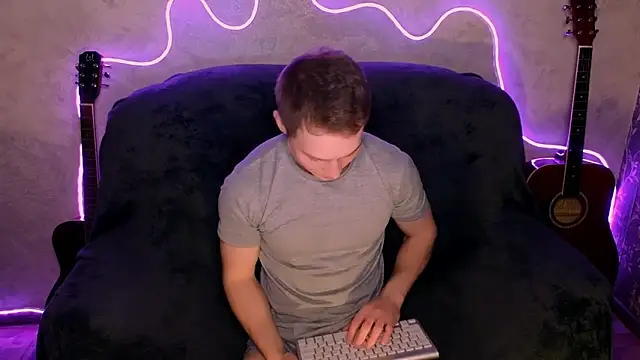 playoliver online show from December 19, 9:55 am