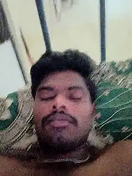 Snapshot of Anji8639 chatting on July 18, 4:43 am Anji8639 online show from July 18, 4:43 am