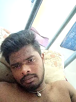 Snapshot of Anji8639 chatting on June 14, 2:07 pm Anji8639 online show from June 14, 2:07 pm