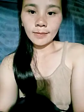 Snapshot of Uzi-na chatting on December 17, 1:05 pm Uzi-na online show from December 17, 1:05 pm