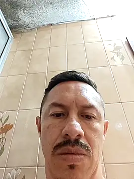 L hotcream online show from April 3, 2:01 pm