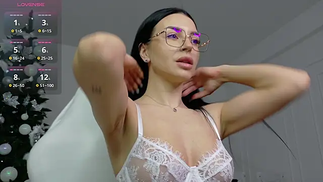 Lady charm   online show from December 22, 9:31 am