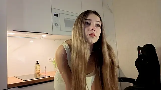 angel lin online show from December 20, 11:13 am