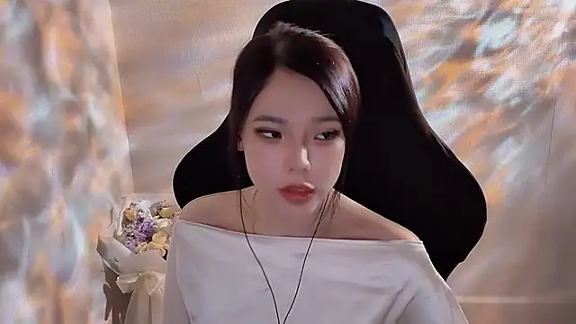 Ciqi66 online show from March 10, 11:47 am