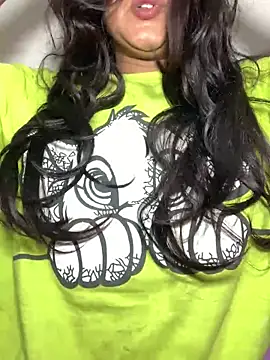 missmisha01 online show from May 5, 12:57 am
