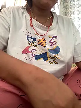 missmisha01 online show from April 24, 3:52 am