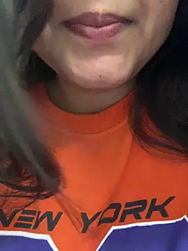 missmisha01 online show from May 7, 5:01 am