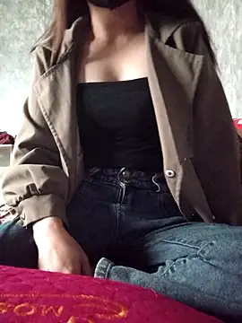 kiss-you12 online show from December 18, 5:56 am