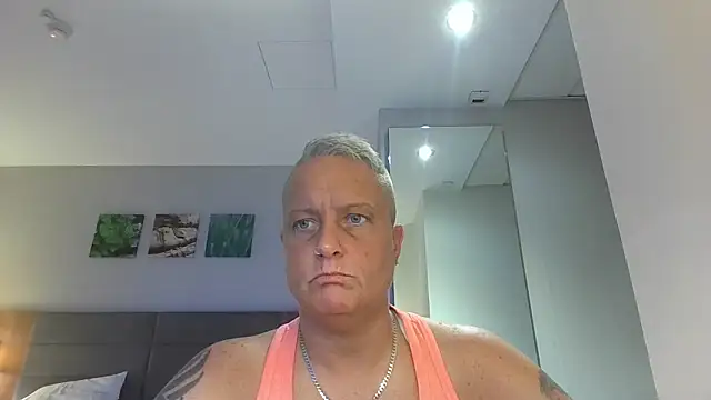 Bendoverbetty3 online show from January 18, 1:25 pm