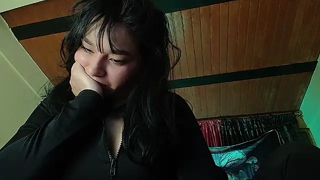 Noxveeltt online show from April 19, 3:51 am