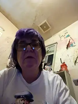 becky1111 online show from June 20, 10:26 pm