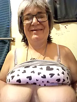 becky1111 online show from July 10, 10:21 pm