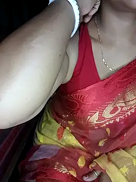 MAHI066 online show from April 25, 4:04 am