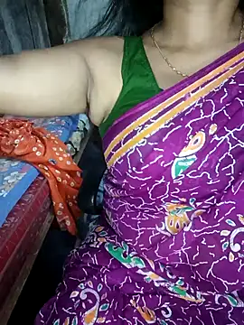 MAHI066 online show from May 2, 5:56 am