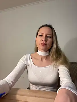 1Moonlight1 online show from February 21, 6:21 pm