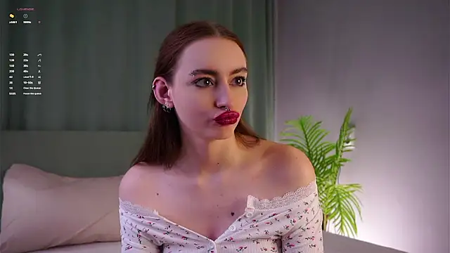 BeckiMacreno online show from February 7, 1:41 pm