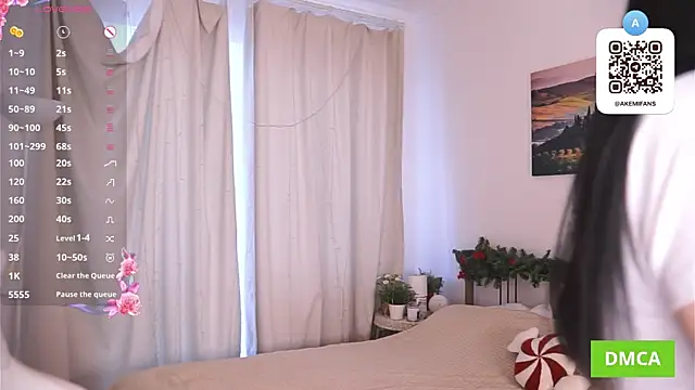 bombaleylo online show from April 11, 5:04 am