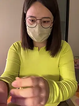 lele-520 online show from April 12, 3:04 pm