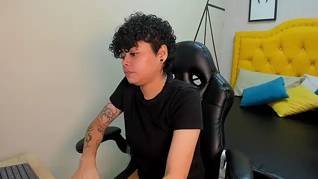 Snapshot of Sasha_Venom chatting on January 6, 7:29 pm Sasha Venom online show from January 6, 7:29 pm