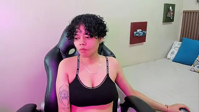 Sasha Venom online show from April 28, 11:42 pm