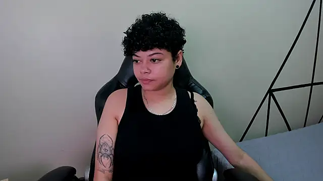 Snapshot of Sasha_Venom chatting on January 8, 7:42 pm Sasha Venom online show from January 8, 7:42 pm