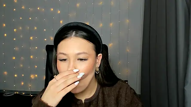 ArnitaAsma online show from December 18, 3:49 pm