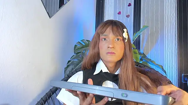 tiffanyy 777 online show from March 20, 5:08 am