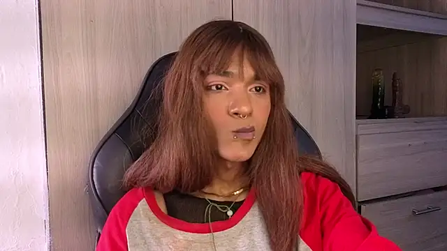 tiffanyy 777 online show from March 31, 6:59 am