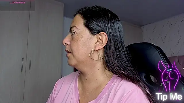 evelyn harpeery online show from February 10, 10:36 am