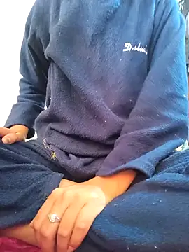 Snapshot of kinsu4763 chatting on December 18, 2:16 am kinsu4763 online show from December 18, 2:16 am