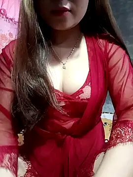 lanahotvn online show from March 11, 5:07 pm