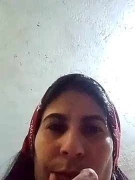 Snapshot of Laflaca12 chatting on April 7, 5:37 pm Laflaca12 online show from April 7, 5:37 pm