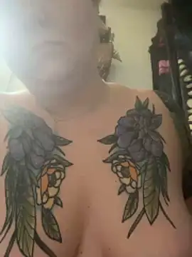 Snapshot of cumwhore_69 chatting on December 18, 8:30 am cumwhore 69 online show from December 18, 8:30 am