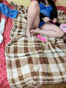 mounette220 online show from December 19, 10:23 pm