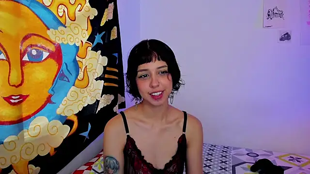 harakitty  online show from June 16, 8:31 pm