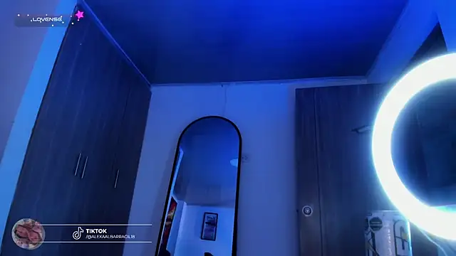 Violet Blazee online show from March 27, 4:10 am