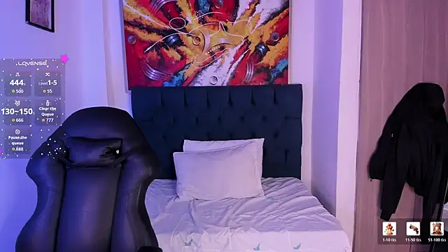 Violet Blazee online show from December 23, 11:09 am