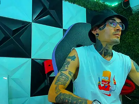 Boy tatto77 online show from March 19, 12:38 pm