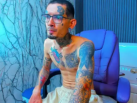 Boy tatto77 online show from April 12, 1:20 am