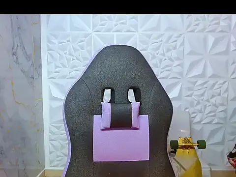 Boy tatto77 online show from February 27, 2:39 pm