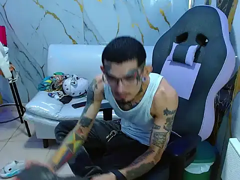 Boy tatto77 online show from April 24, 12:07 pm