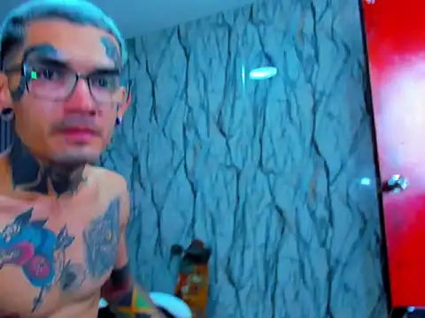 Boy tatto77 online show from January 8, 5:19 pm