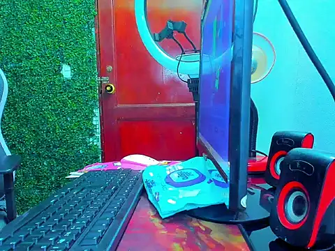 Boy tatto77 online show from April 4, 12:39 am