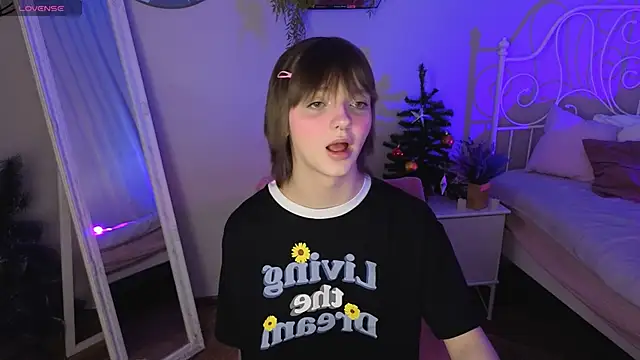 Snapshot of LetoriaNotley chatting on January 8, 8:59 pm LetoriaNotley online show from January 8, 8:59 pm