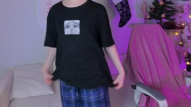 Snapshot of LetoriaNotley chatting on January 9, 8:38 pm LetoriaNotley online show from January 9, 8:38 pm