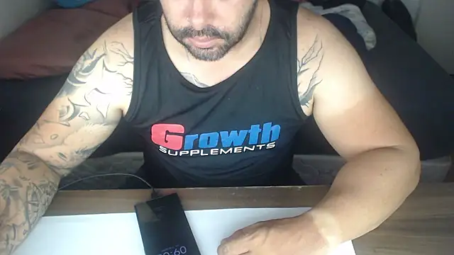 Snapshot of drlluis chatting on January 13, 12:09 pm drlluis online show from January 13, 12:09 pm