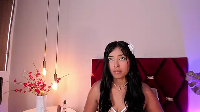 GahiaBelucci online show from March 18, 5:47 pm