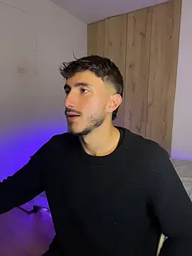 LIAM COLT online show from April 19, 12:33 am