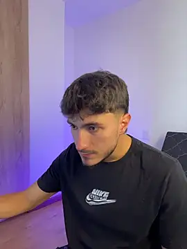 LIAM COLT online show from March 19, 7:25 pm